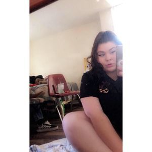 Meet your Posher, Kira